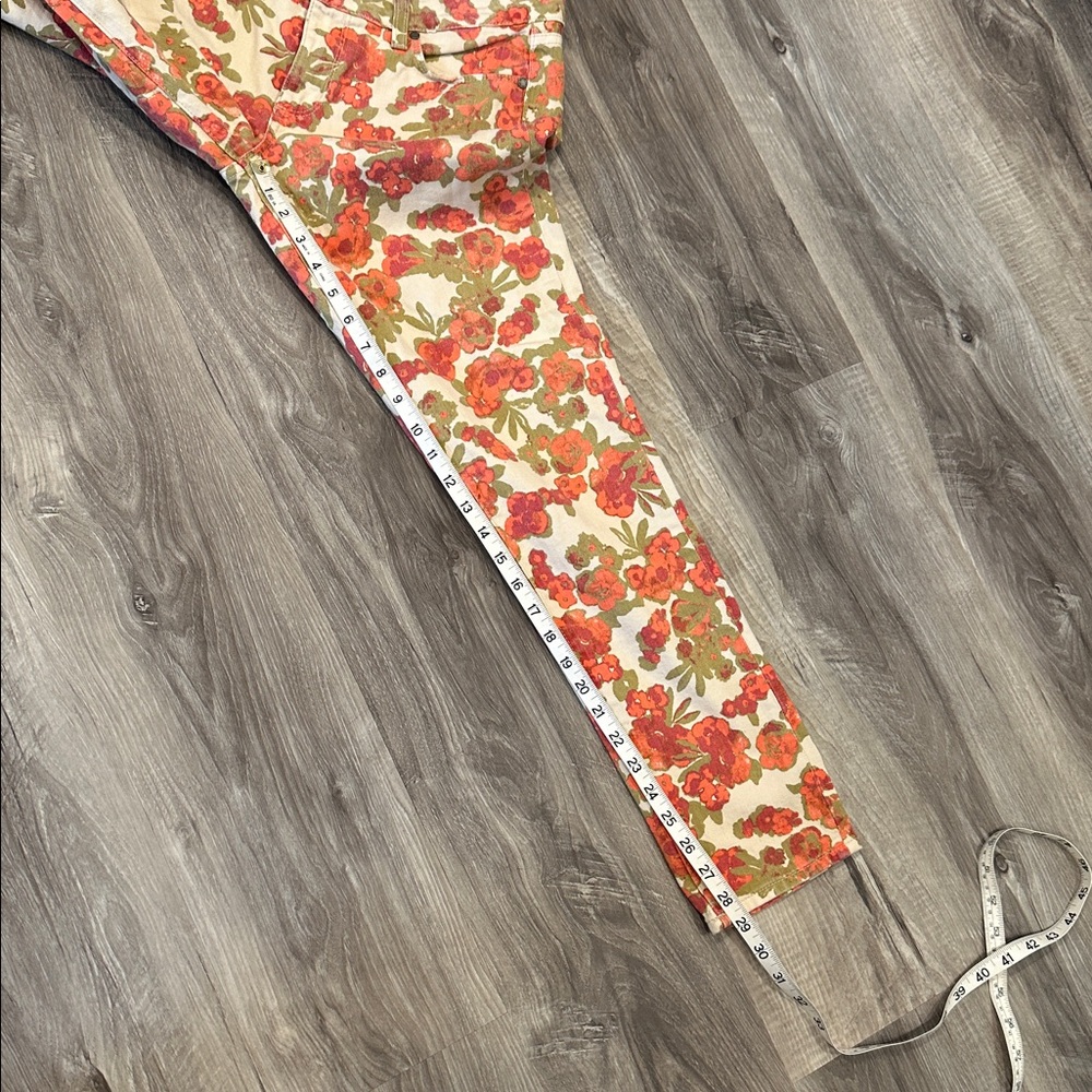 PAIGE FLORAL PRINT JEANS Skyline Ankle Peg 30 EUC - Picture 7 of 11
